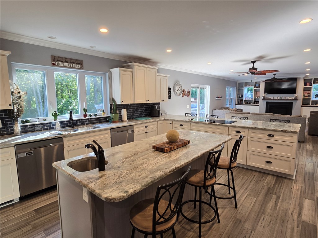 27 Rosedale Avenue