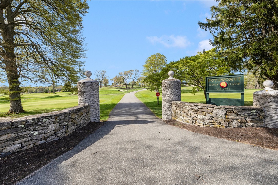 Warwick, Rhode Island 02818, United States, 3 Bedrooms Bedrooms, ,3 BathroomsBathrooms,Residential,Pending,120918