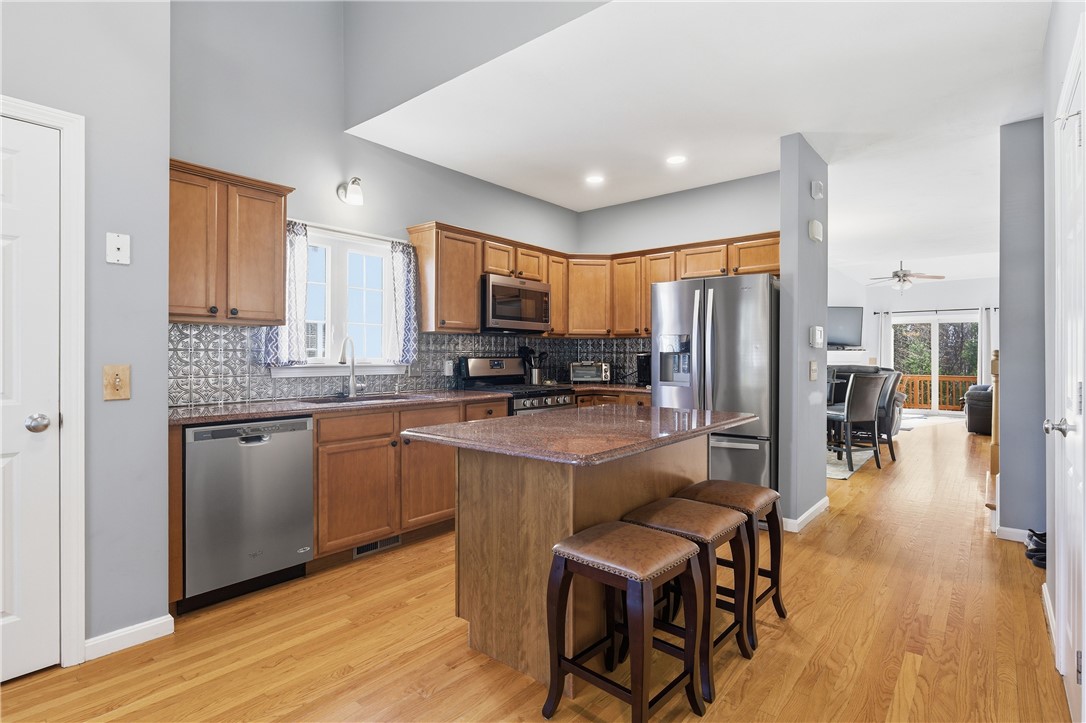 40 Old Louisquisset Pike 801