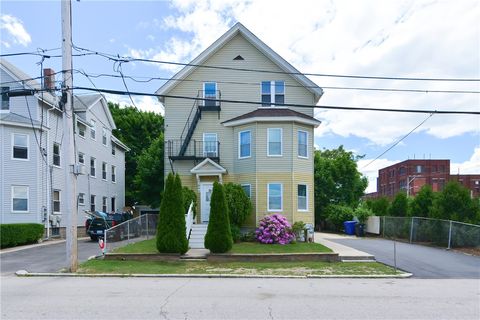 Multi Family in Pawtucket RI 35 Hunts Avenue.jpg