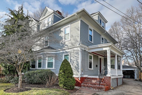 72 PRESIDENT AVE, PROVIDENCE, RI 02906 - Image cf192e732b06c0f4b16f9bb5da6f3e80/1998716941