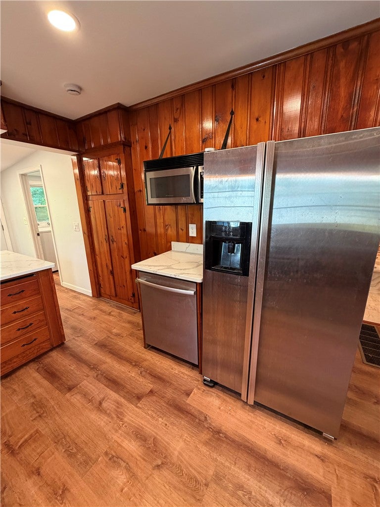190 E Shore Drive