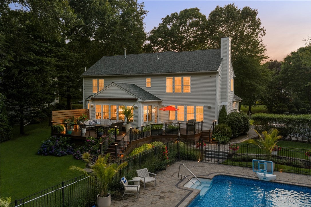 64 Fieldstone Lane