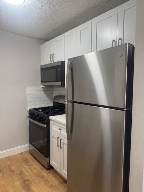 65 Oaklawn Avenue 65-208