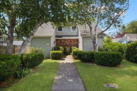 Multi Family in Warwick RI 205 Glen Drive.jpg