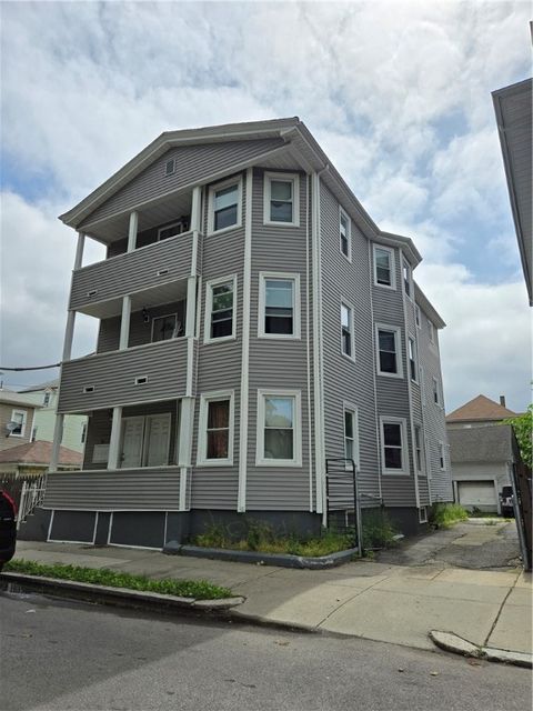 Multi Family in Providence RI 14 Kenwood Street.jpg