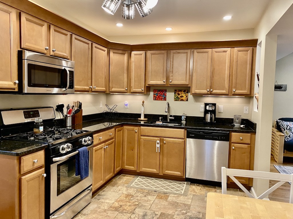 61 Callender Avenue 2