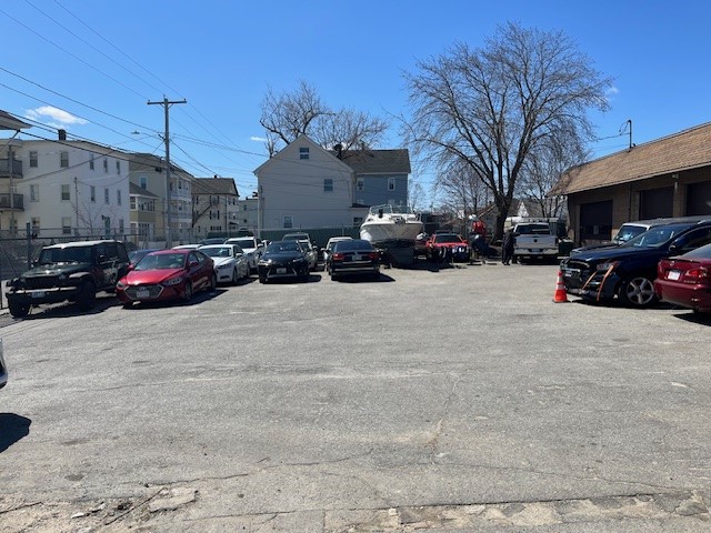 257 HUNT Street