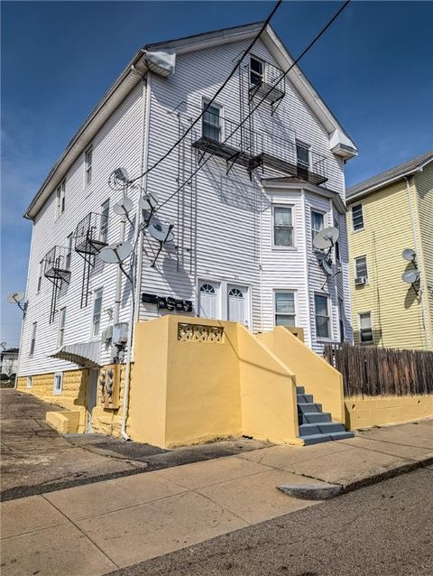 159 Warren Avenue Pawtucket RI 02860