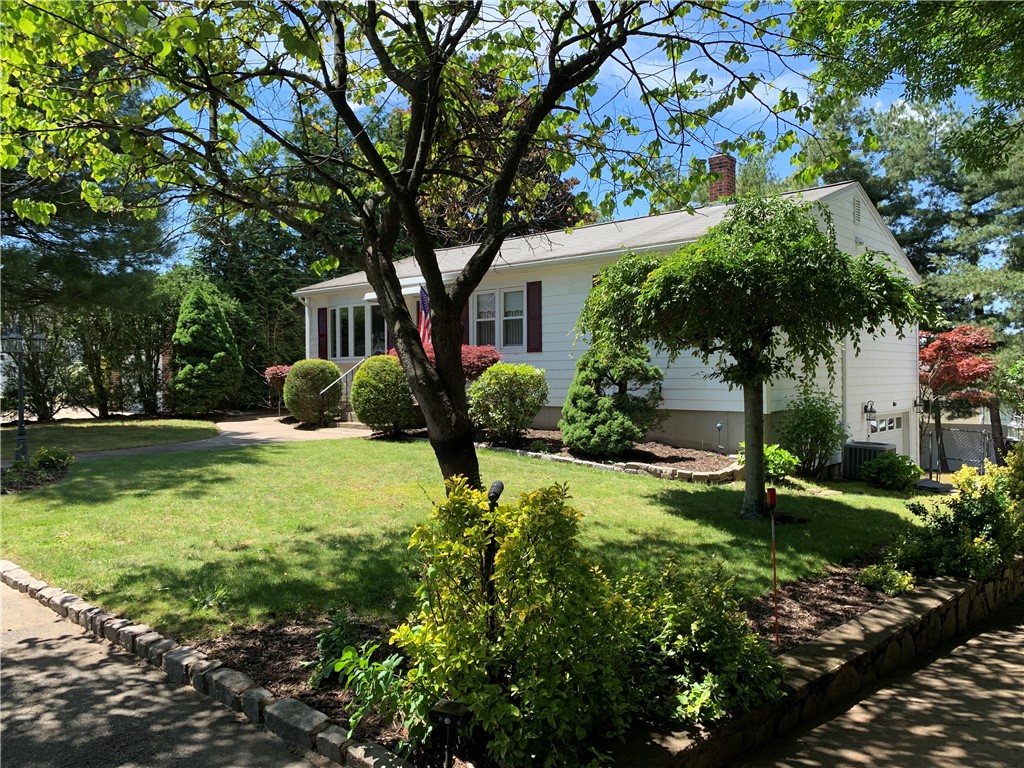 9 Pleasant Avenue