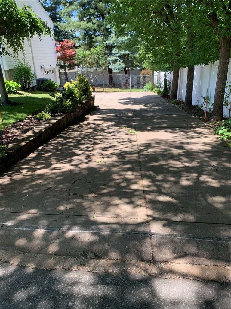 9 Pleasant Avenue