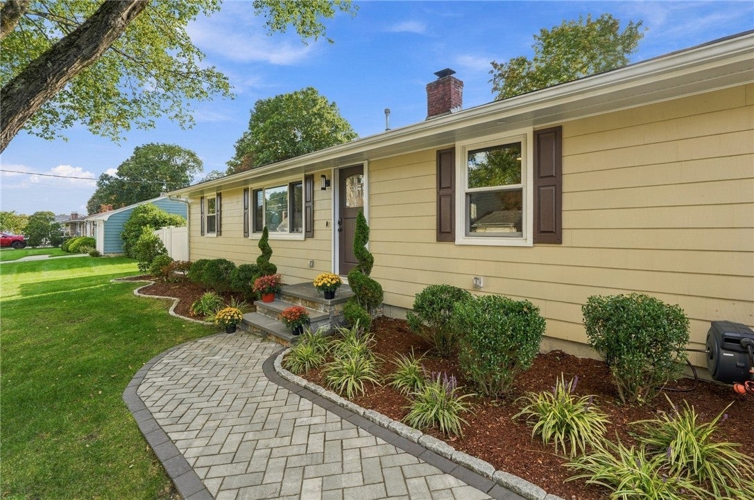 12 Peach Blossom Lane