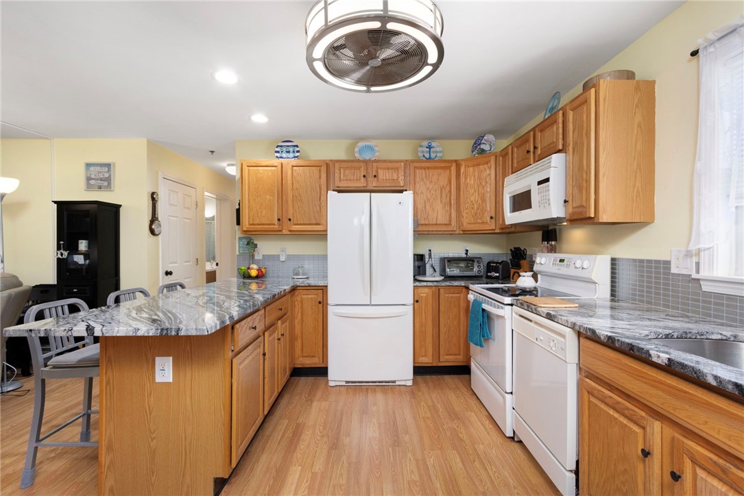 231 Maple Avenue 201