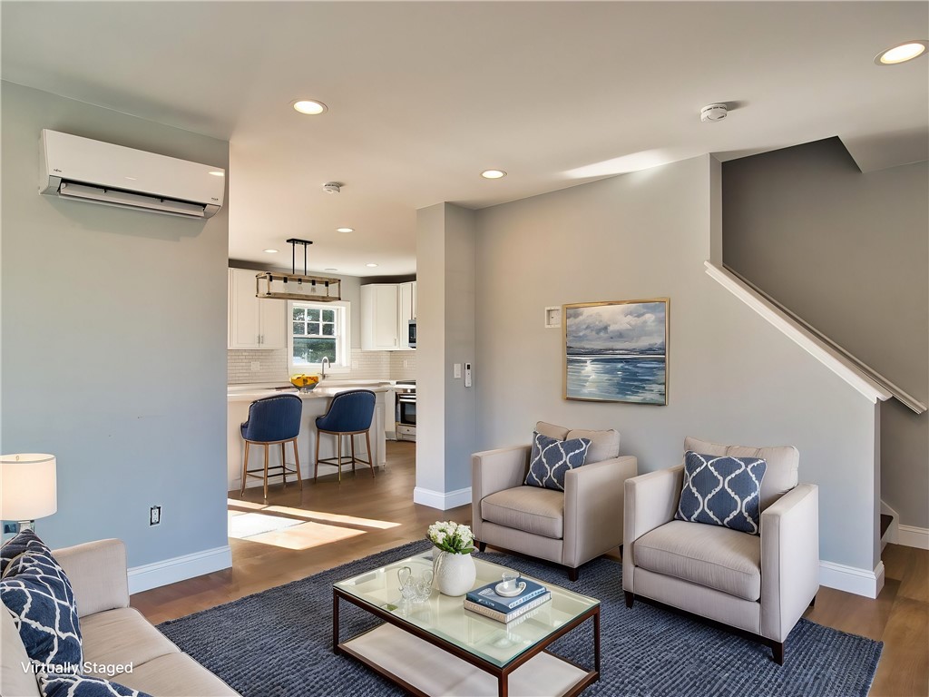 24 Seaspray Way