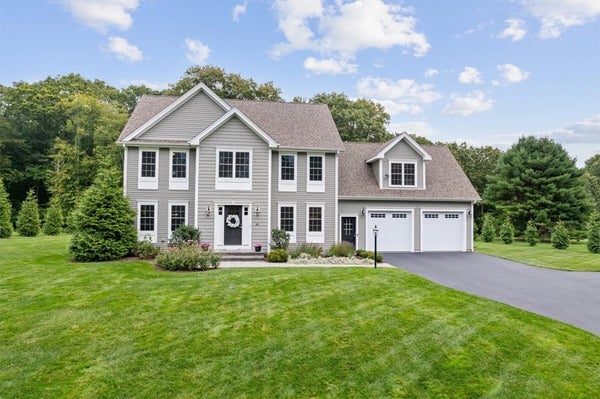 42 E LANTERN RD, LINCOLN, RI 02865 - Image d0cb4d84145dddbb3d8ab949db3597ea/1997369452