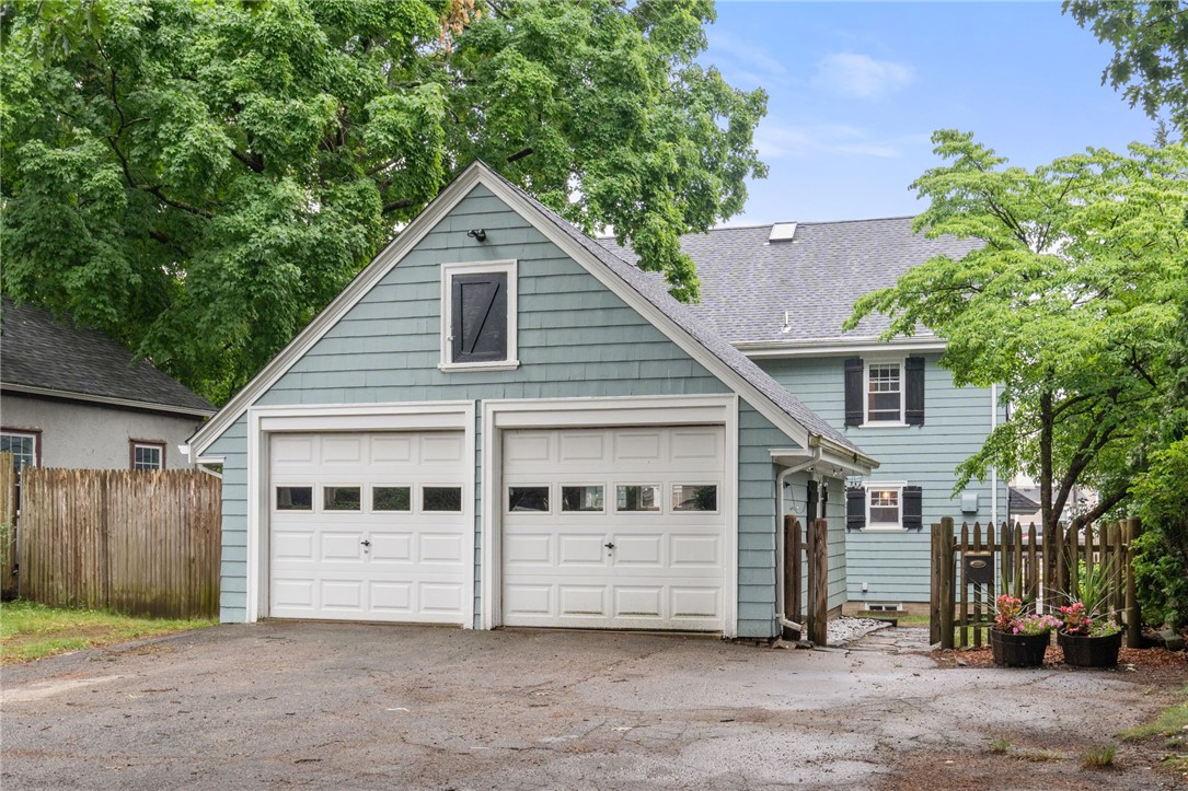 1467 Pawtucket Avenue