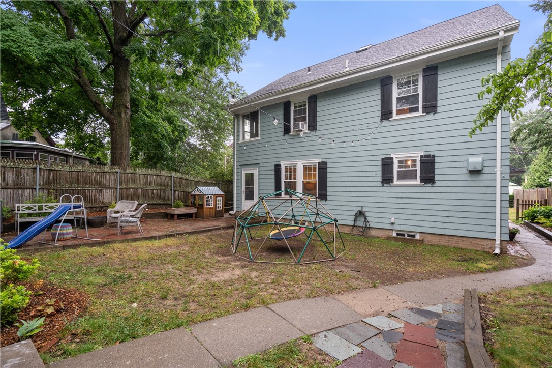 1467 Pawtucket Avenue