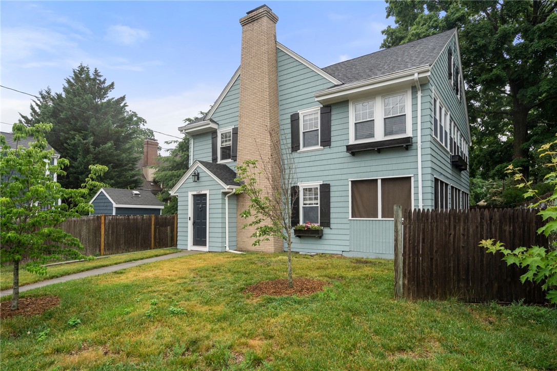 1467 Pawtucket Avenue