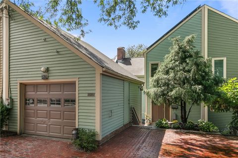 33 Pratt Street Providence RI 02906