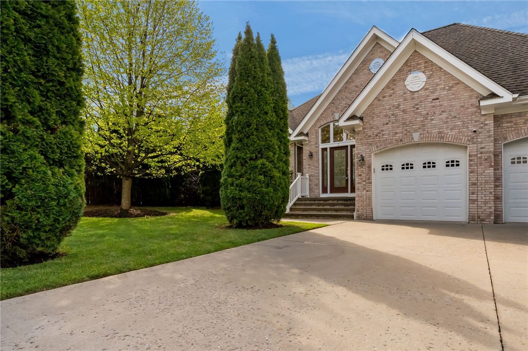 2 Adelaide Avenue