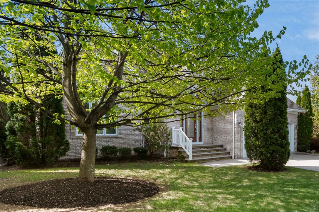 2 Adelaide Avenue