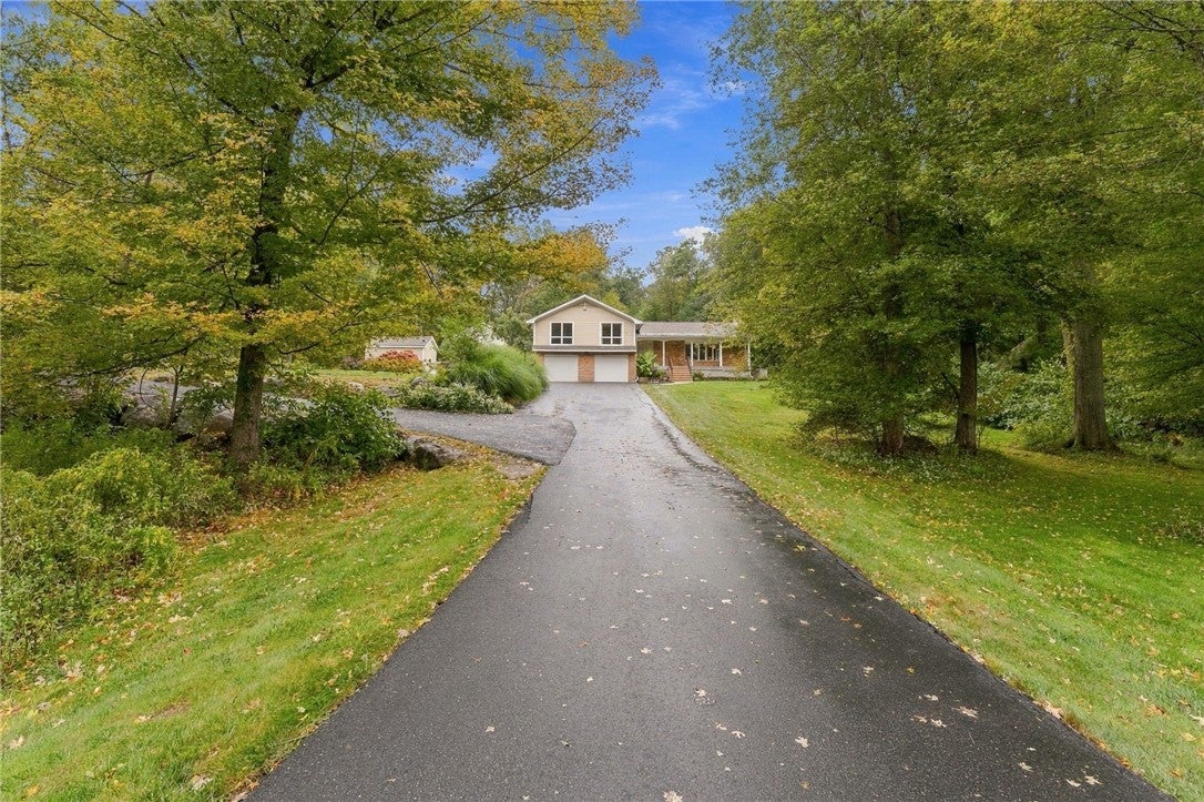 242 Anan Wade Road