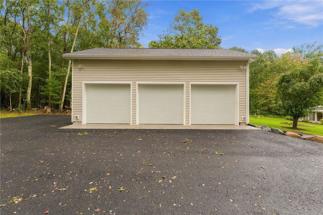 242 Anan Wade Road