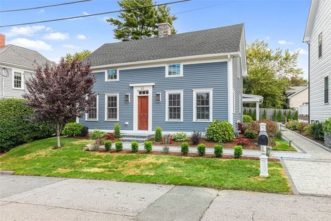 22 Castle Street 3 East Greenwich RI 02818