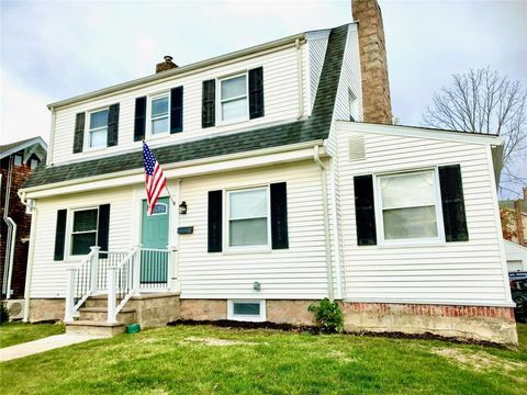 24 George Street Westerly RI 02891