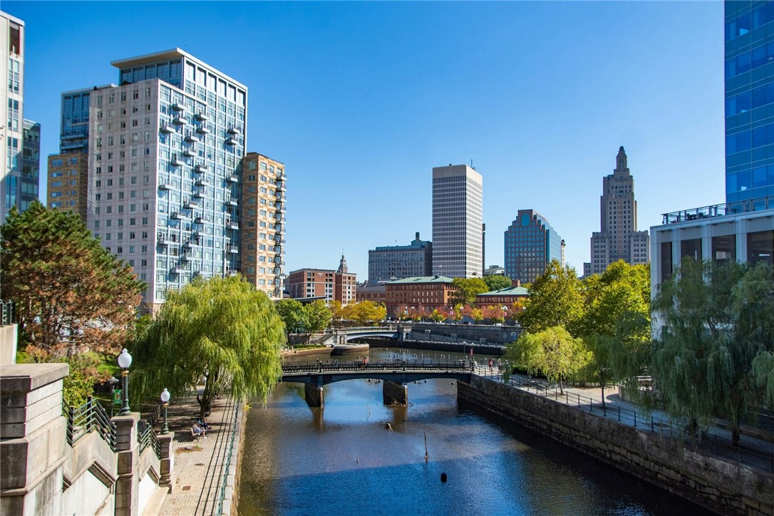 200 Exchange Street 712