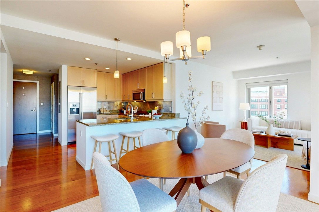 200 Exchange Street 712