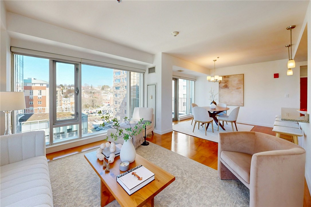 200 Exchange Street 712