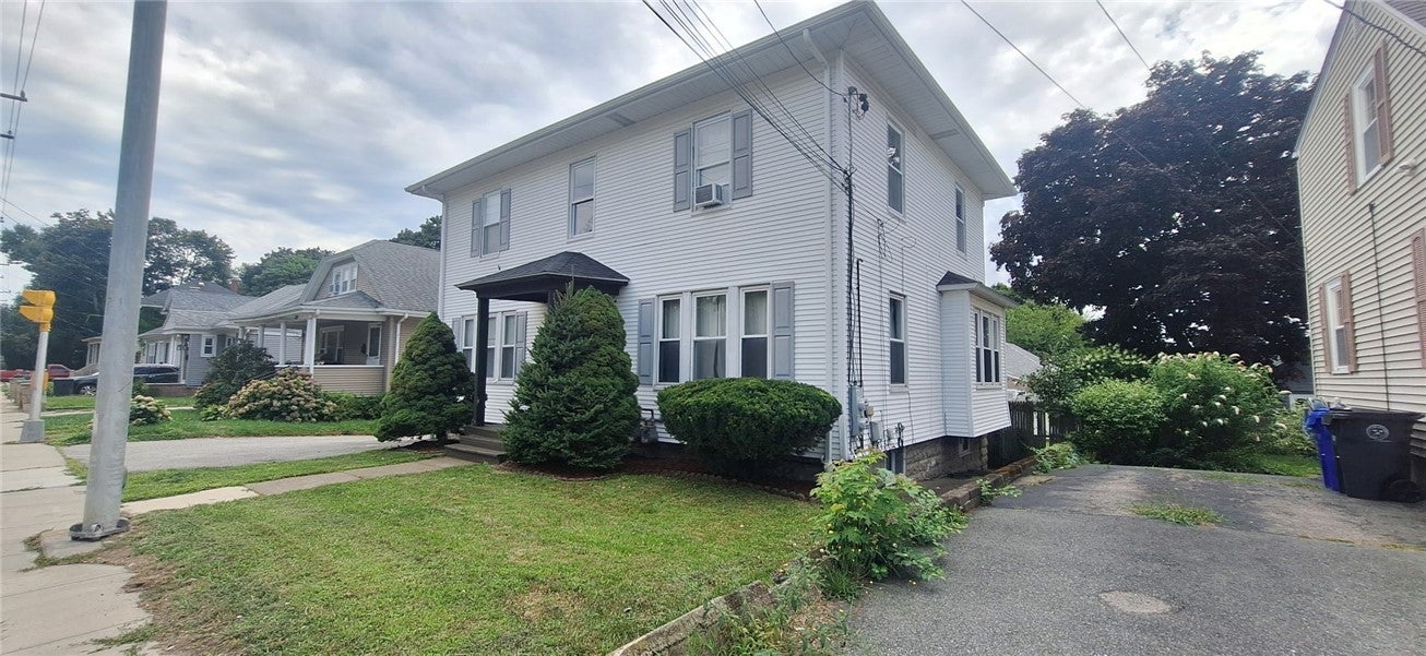 3113 Pawtucket Avenue 3115