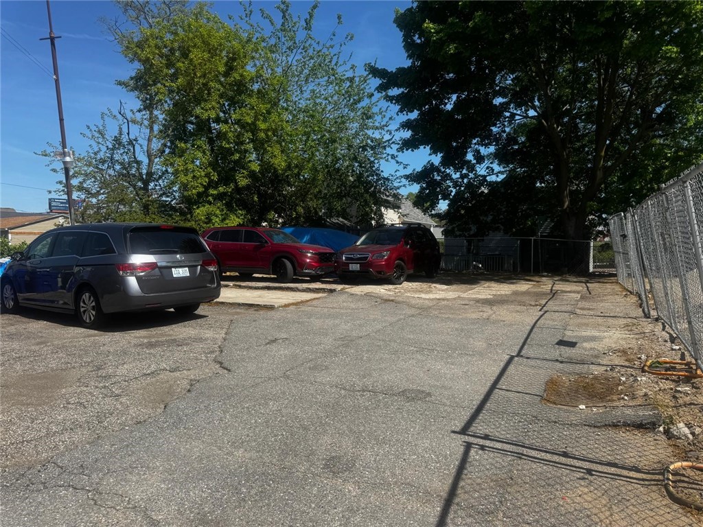 194 Pavilion Avenue