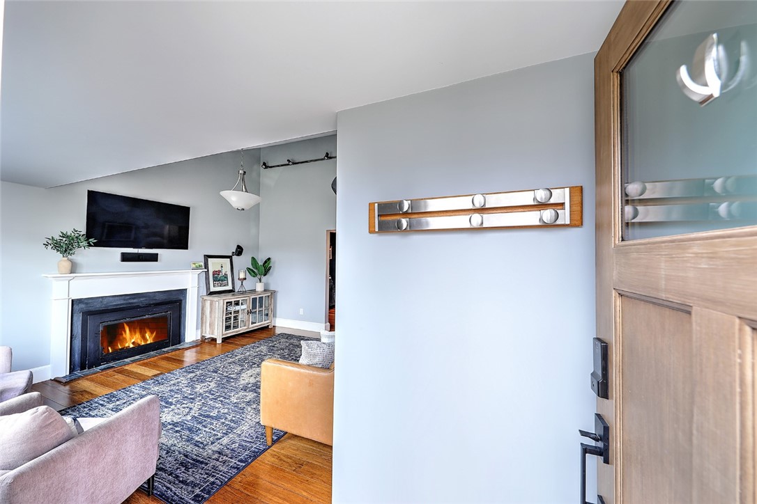 12 Grassy Plain Road