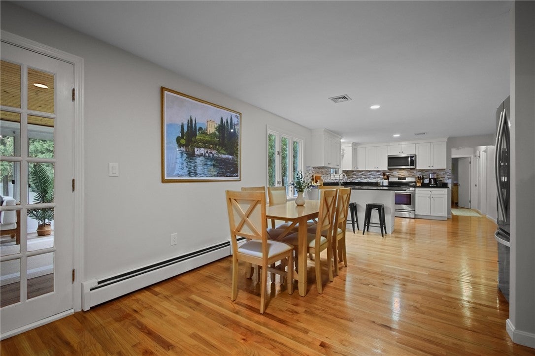 22 Oakhurst Drive