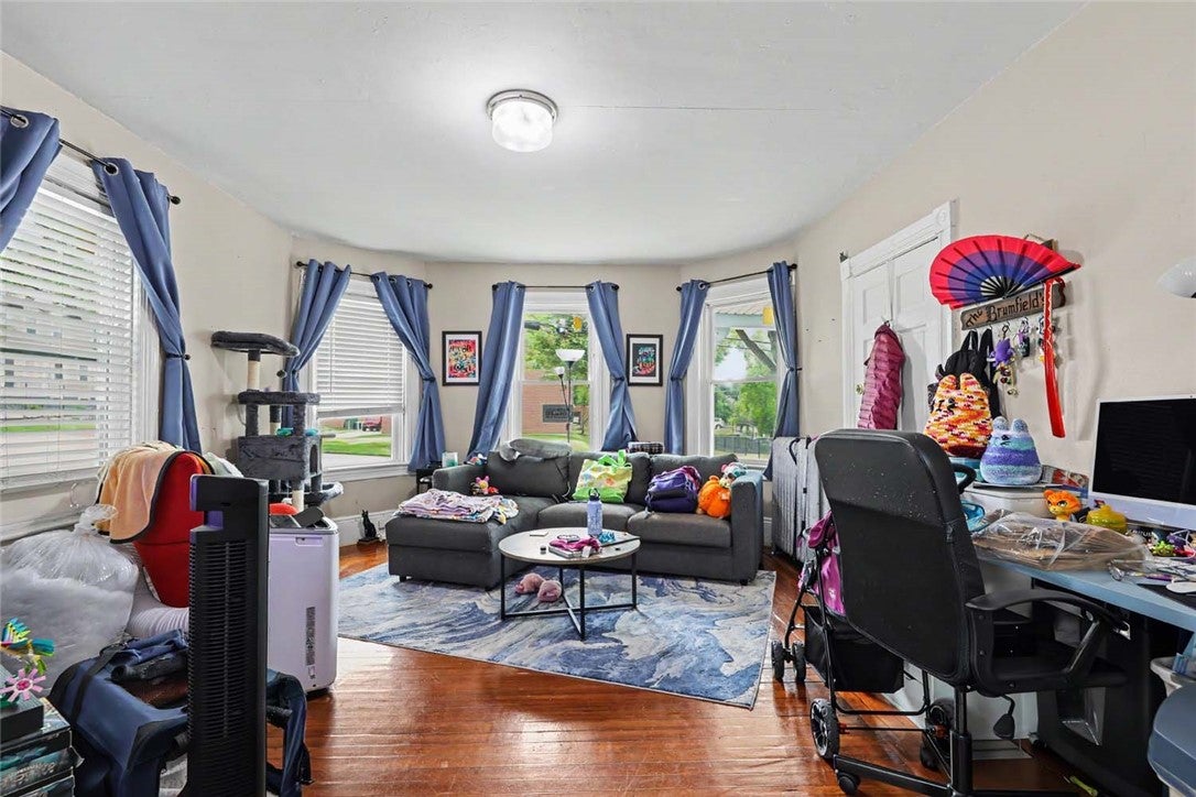 84 Doyle Avenue 86