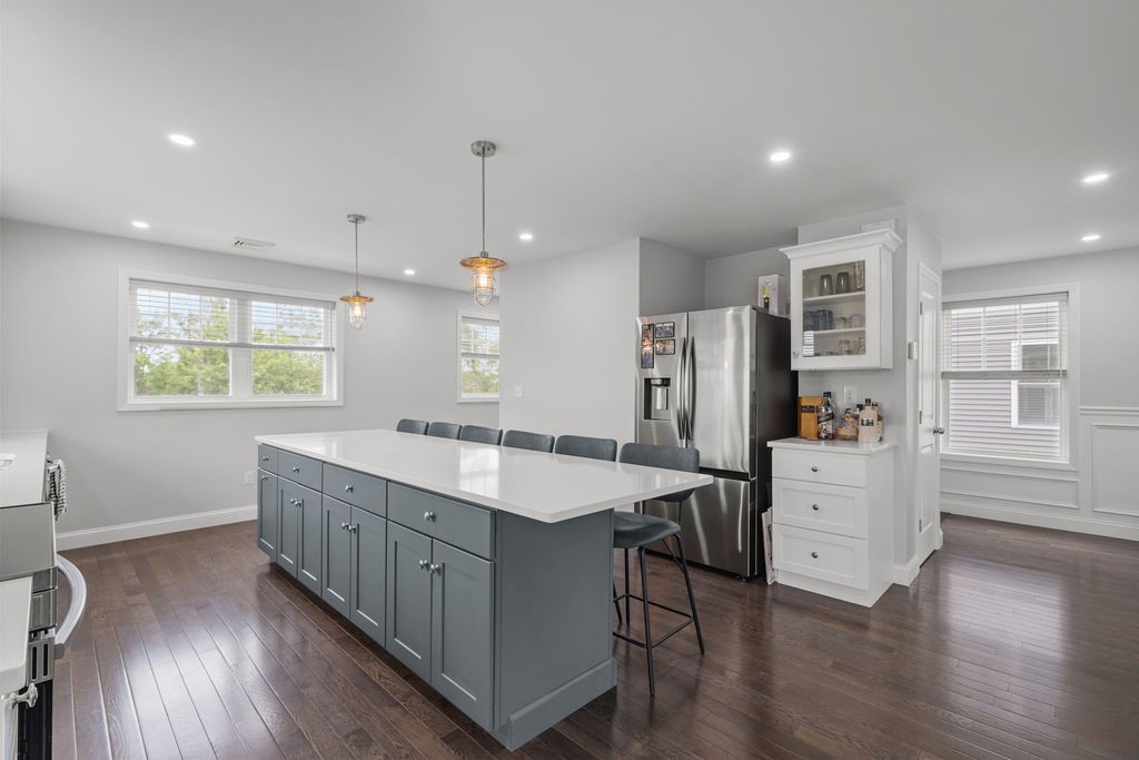 15 Spadina Avenue