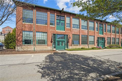 180 Allen Street 107 Woonsocket RI 02895