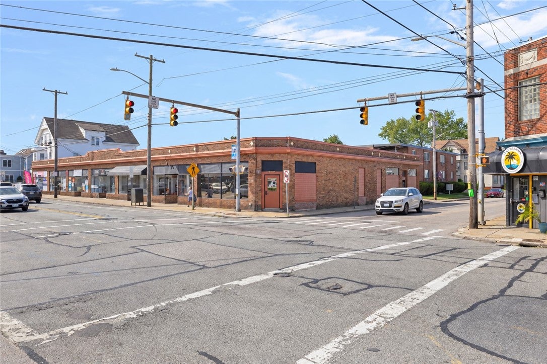 570 Smithfield Avenue 6 582