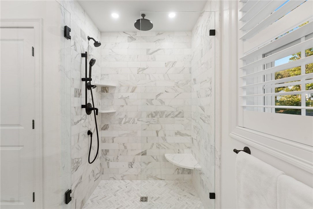 Cumberland, Rhode Island 02864, United States, 4 Bedrooms Bedrooms, ,3 BathroomsBathrooms,Residential,Active,159130