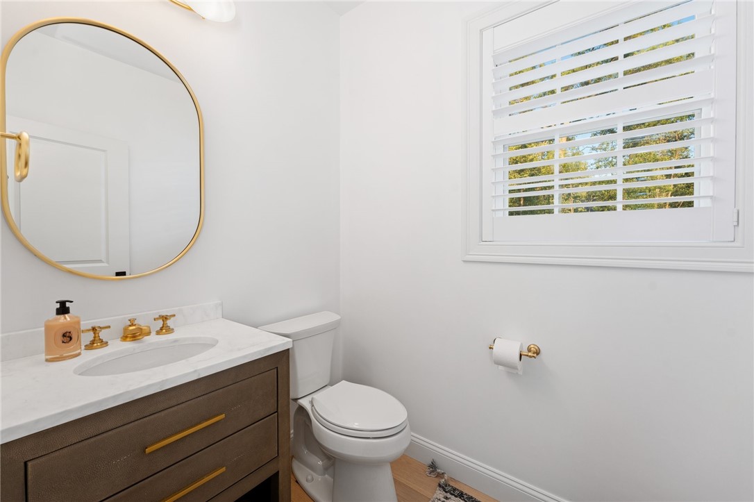 Cumberland, Rhode Island 02864, United States, 4 Bedrooms Bedrooms, ,3 BathroomsBathrooms,Residential,Active,159130