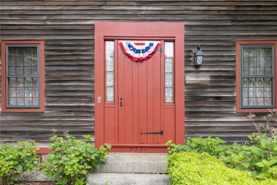 2381 Middle Road