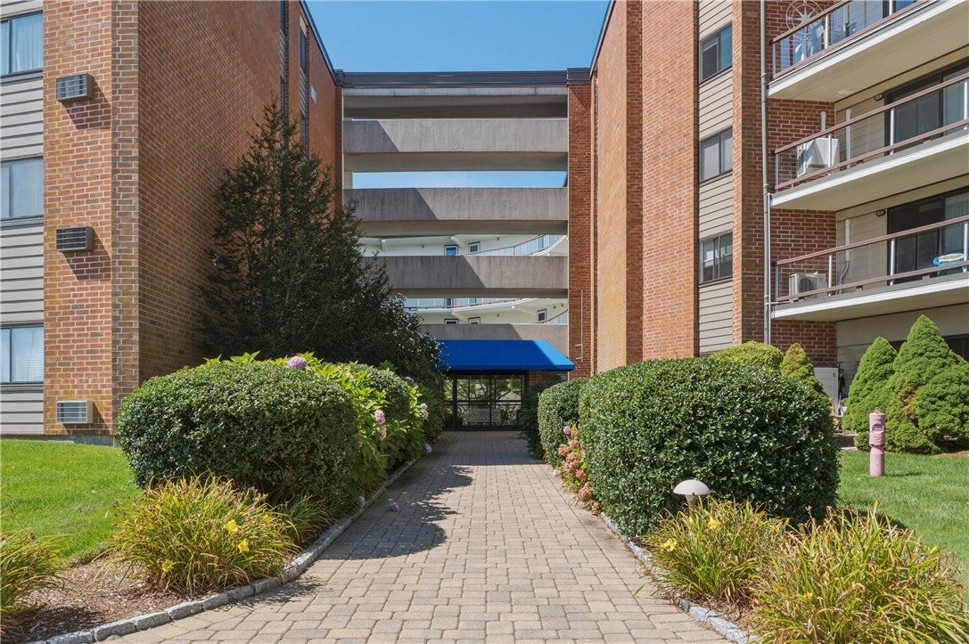 1314 Capella South 1314