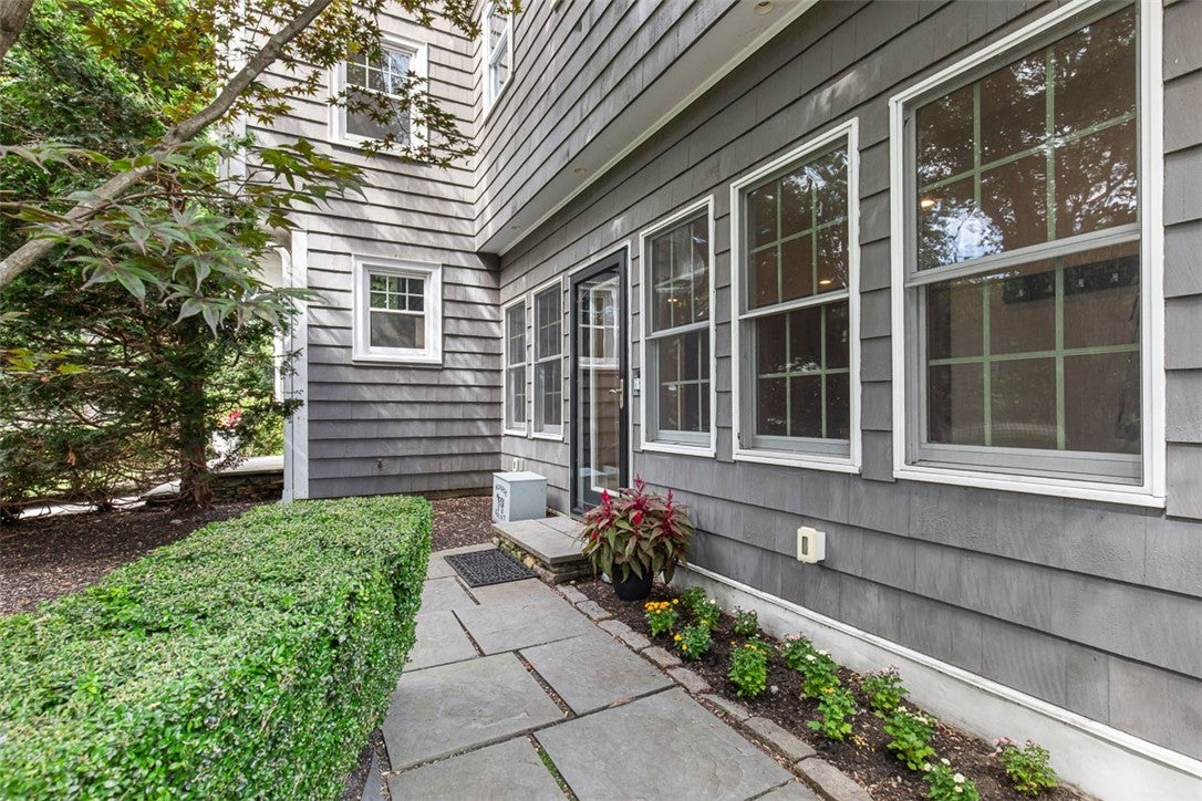 7 Terrace Drive