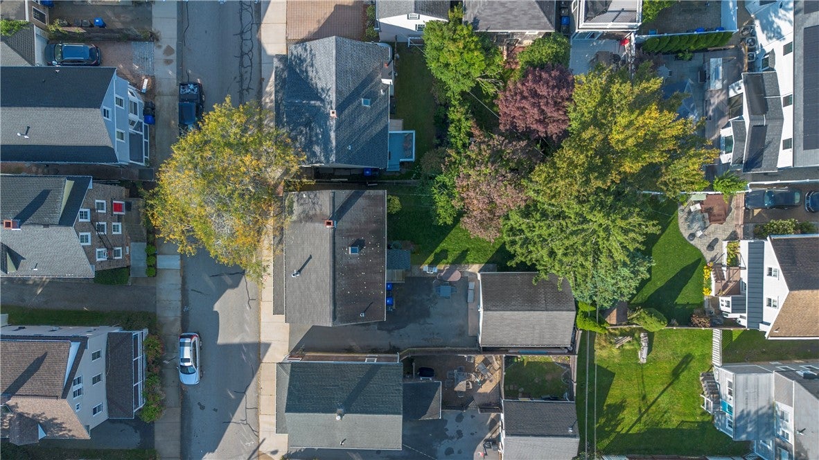 10 Hammond Street