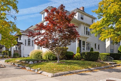 130 elmgrove Avenue Providence RI 02906