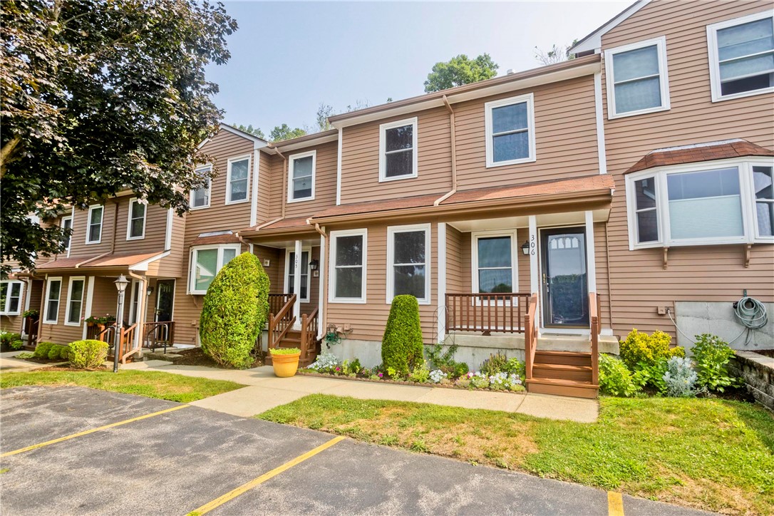 200 Heroux Boulevard 306