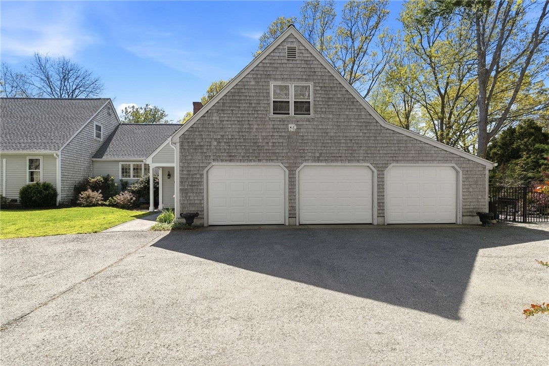219 West Reach Drive