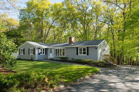 39 Mann School Road Smithfield RI 02917